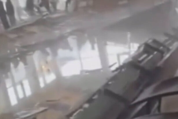 video primele imagini cu tavanul prabusit de la piscina interioara a hotelului din sibiu 694ac6d04351d