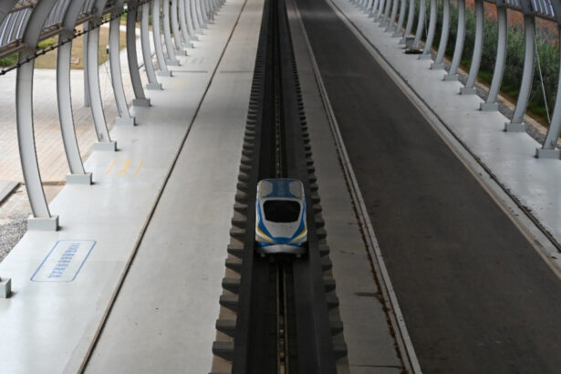 video record mondial in china un vehicul maglev a atins 700 km h in doar doua secunde 694e94e465b33