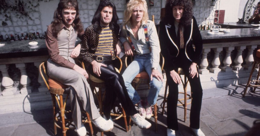 video surpriza pentru fanii queen o melodie necunoscuta cu vocea lui freddie mercury facuta publica de brian may 694d1e5b3d743