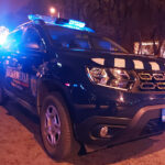 video tanar de 19 ani din medgidia prins cu substante interzise a incercat sa fuga intr un bloc dar a gasit scara incuiata 693fcf6e0d000