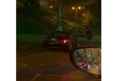 accident pe valea portului din constanta un autoturism de mici dimensiuni a ajuns pe spatiul verde 697d1d331fcd5