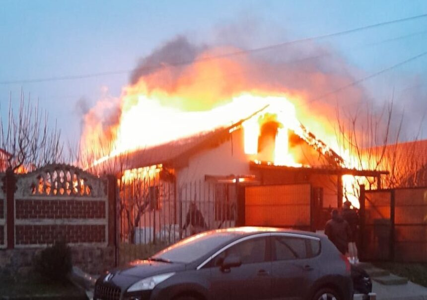 alerta in murfatlar un incendiu a izbucnit la mansarda unei case 696a4263626a2