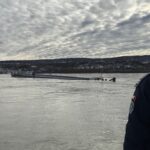 alerta o a doua barja s a scufundat in dunare nava avea la bord ingrasaminte chimice ce transmit autoritatile 6967394551eea