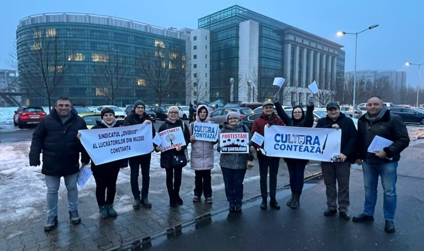angajatii din institutiile de cultura din constanta protesteaza in bucuresti orice masura care afecteaza acest domeniu reprezinta o palma data tuturor romanilor 697789d8443fd