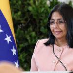 armata venezuelei a recunoscut o pe delcy rodriguez drept presedinte interimar al tarii dupa capturarea lui nicolas maduro 695aca0abdd9f