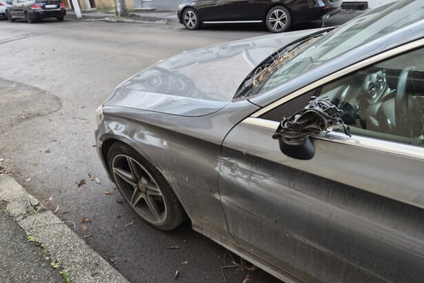 armeanu de la alfa beta si a busit mercedesul 696105b1c5e59