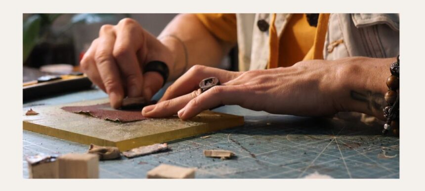 atelier de bijuterie contemporana la muzeul de arta constanta cum te poti inscrie 6978ecef830f9