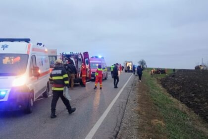 carnagiu pe un drum national sase oameni au murit traficul este oprit iata ce s a intamplat 6978adef9905f