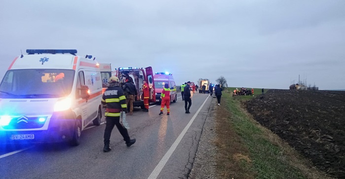 carnagiu pe un drum national sase oameni au murit traficul este oprit iata ce s a intamplat 6978adef9905f