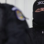 ce au patit mai multi oameni stramtorati financiar dupa ce au acumulat datorii pe caiet la un magazin din mures 7 persoane arestate 69739e4925332