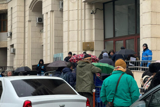 cine e in spatele miscarii valul democratiei care a vrut sa inunde parchetul general cu plangeri penale pentru anularea alegerilor 6972067b4afdb