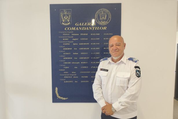 colonelul velicu ramane seful inspectoratului de jandarmi judetean constanta imputernicirea prelungita de inspectorului general al jandarmeriei romane 695b94090a0f0