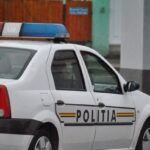 constanta a spart geamul unei masini a furat un portofel iar apoi a folosit cardul de credit 695e6bad1ce9d