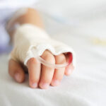 copil de doi ani in moarte cerebrala dupa o operatie la spitalul judetean constanta familia acuza neglijenta medicala 6961618c2c2f1