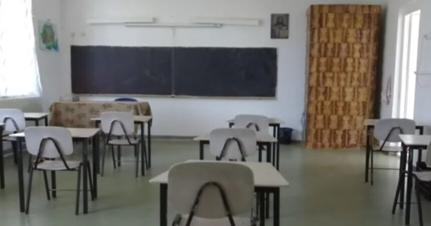 cursuri suspendate joi si vineri in scoli din hunedoara mehedinti si salaj cate unitati de invatamant raman inchise si de ce 695e945b1f098