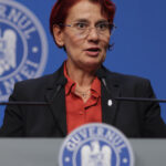 dogioiu spune ca nu exista legaturi intre premier si avocata adriana georgescu sunt doar fotografii de la evenimente publice 697cd1c24216d