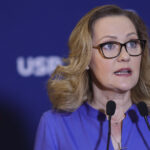 elena lasconi a demisionat de la sefia usr campulung care sunt explicatiile eu centrez eu dau cu capul 697a0b9847d82