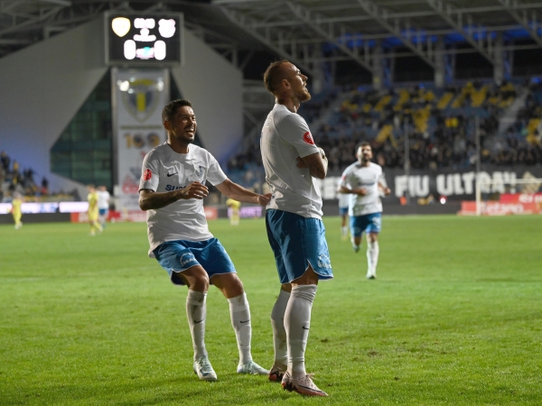 este oficial denis alibec a semnat din nou cu farul constanta 697ce5518f34a