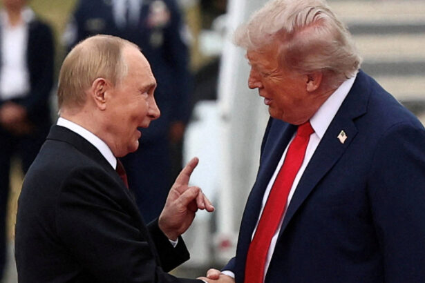 exclusiv basescu il face mincinos pe trump si spune ca seamana foarte mult cu putin ma ingrijoreaza toate astea 696938fd953bd