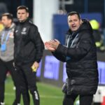 fara transferuri ianis zicu trebuie sa duca farul in play off cu acelasi lot 696a06e0b6c2f