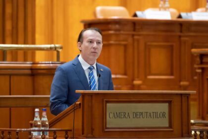 fostul premier florin citu arunca bomba guvernul ar trebui sa concedieze aproximativ 170 000 de oameni in 2026 697220add7a1e