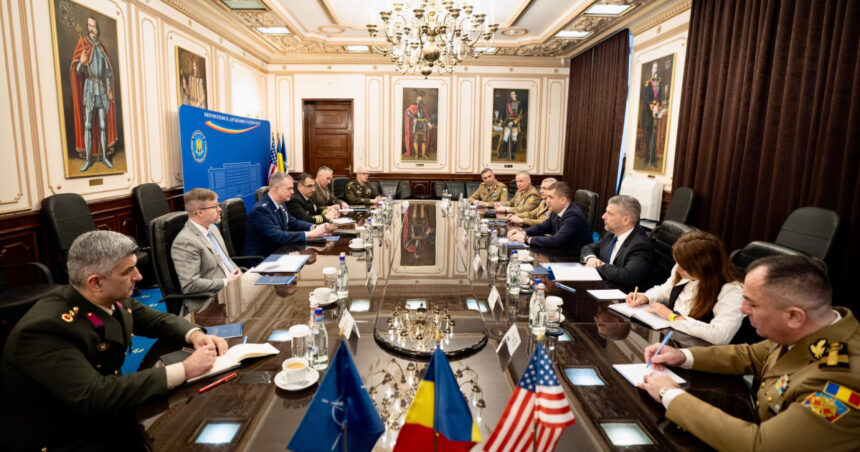foto comandantul suprem al fortelor aliate nato in vizita la bucuresti ce a discutat generalul american cu ministrul apararii 696e827c53a25