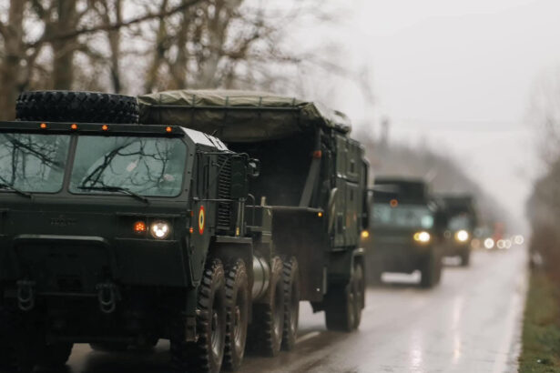 foto tehnica si vehicule militare pe soselele din bucuresti fortele terestre romane anunta deplasari pentru un exercitiu 6979da627cbf0