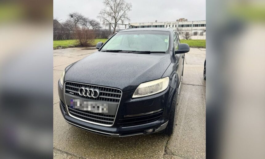 foto un audi q7 cautat pentru confiscare in anglia gasit in trafic la cernavoda 6960bdf3470f1