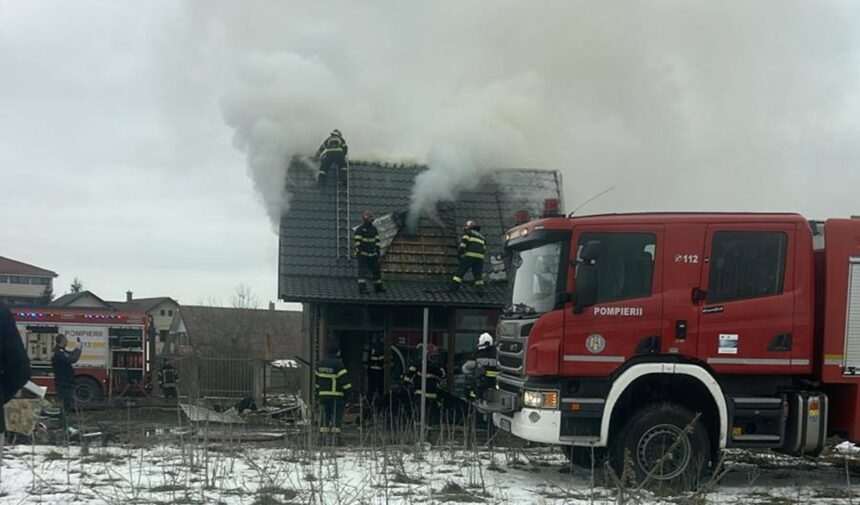 foto video apel umanitar doi copilasi din agigea au ramas fara locuinta dupa ce casa familiei a fost distrusa de un incendiu orice ajutor conteaza enorm 6971ef876b175