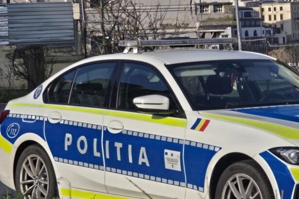 imagini video surprinse de o camera de supraveghere cum a avut loc accidentul de la cernavoda in urma caruia doi politisti au ajuns in spital 697665ddddc13