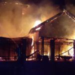 incendiu la o gospodarie din comuna oltina satul razoarele o anexa si un foisor distruse de flacari 696c7f528f1c3