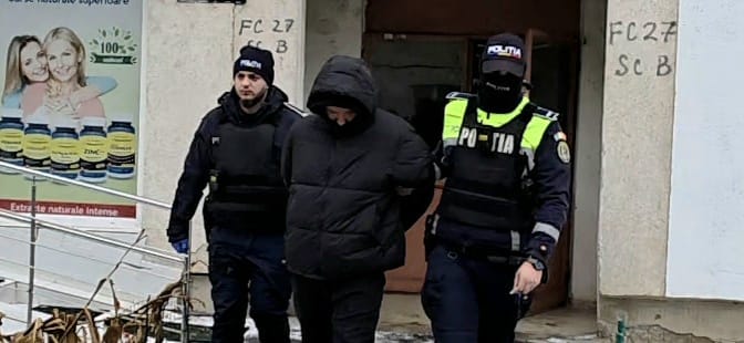 incredibil motivul pentru care tanarul din poarta 6 spune ca si a ucis mama 696f2c9103adc