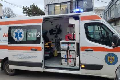 ingrozitor un copil de clasa a sasea din mangalia s a aruncat pe geam din cauza unei note proaste 697a1ed326039