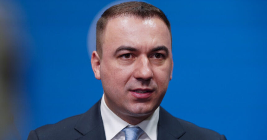 ivan romania se confrunta cu probleme mult mai mari decat o aeronava a conducerii statului ce spune despre prioritatile guvernului 695fb82905439