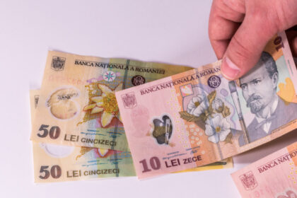 lista ajutoarelor sociale de care beneficiaza romanii in 2026 cuantumul indemnizatiilor lunare si conditiile de acordare 69745c23ca437