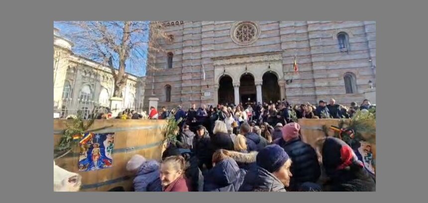live foto video boboteaza la constanta in 2026 mii de credinciosi prezenti la slujba oficiata de ips teodosie arhiepiscopul tomisului 695cccea66a81