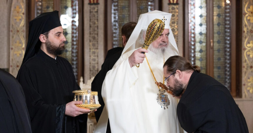 mesajul patriarhului daniel in ajunul bobotezei ce spune conducatorul bor despre rolul aghesmei mari 695bc3a432158