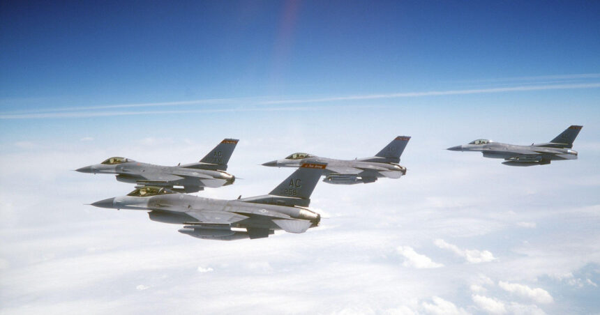 news alert nou atac cu drone in ucraina la granita cu romania armata a ridicat in aer doua avioane f 16 a fost emis mesaj ro alert in tulcea 695656f908e68