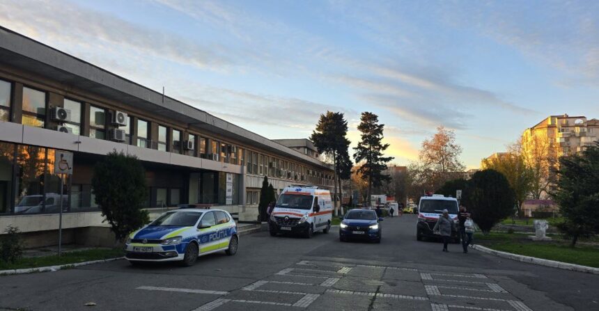 nopti agitate la urgente in preajma anului nou de la batai la alcool si consum exagerat de mancare 695763c2e8907