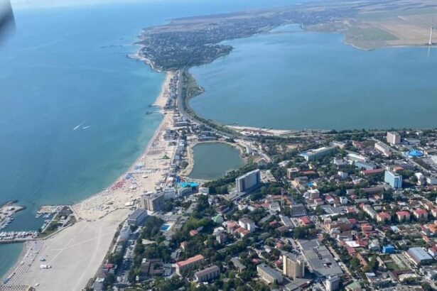 nou proiect imobiliar in eforie nord un bloc de 3 etaje construit aproape de teatrul de vara din statiune de sc mibero comtours srl 695b3c3d4b8aa