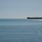 petroliere din flota fantoma a rusiei sub sanctiuni americane surprinse in canalul manecii 696028a56ce78