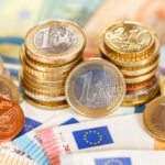 polonia amana adoptarea euro ministrul finantelor economia creste mai rapid decat media ue 6975fe7d20f24