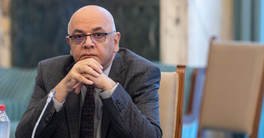 raed arafat despre limitarea accesului copiilor la retelele sociale nu ar fi momentul potrivit ca si romania sa faca un pas curajos 697dc7da73b54