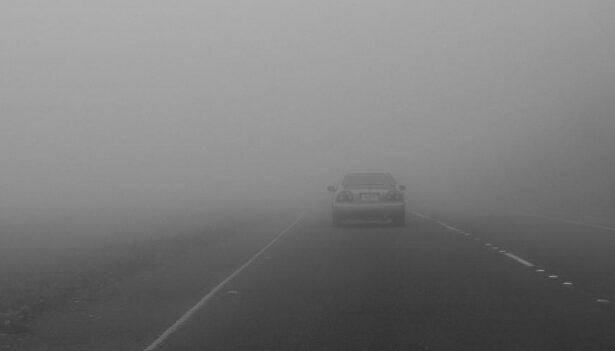 se circula in conditii de ceata pe mai multe drumuri din tara 696890acc2ca3