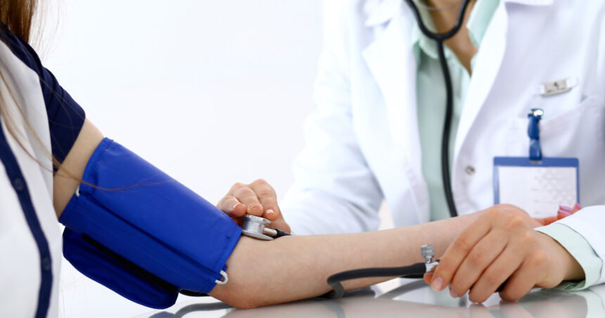 servicii medicale de care beneficiaza persoanele neasigurate in 2026 ce consultatii si tratamente sunt gratuite 6969c91ba5b07