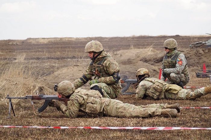 sondaj avangarde 49 dintre romani vor serviciul militar obligatoriu ce pareri au despre relatiile cu sua si rusia 695d560a941ea