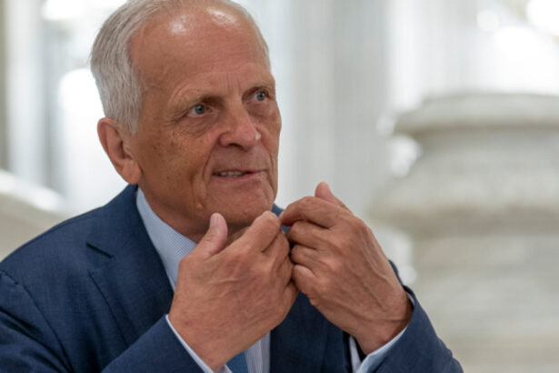 stolojan am o treime din pensia unui judecator fiecare avem o nemultumire dar ce face guvernul e ceea ce romania are nevoie 697d8d56b70aa