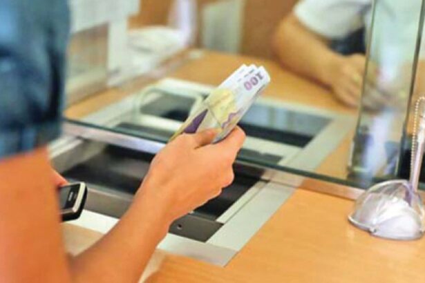suntem executati silit in 2025 pentru restante la taxe si impozite din 2011 pentru o casa pe care ne a luat o banca in 2017 este normal 69579c24b0f73