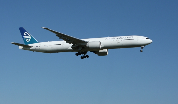 traficul aerian pe aeroporturile capitalei se desfasoara in conditii de iarna 69639137bbcb5