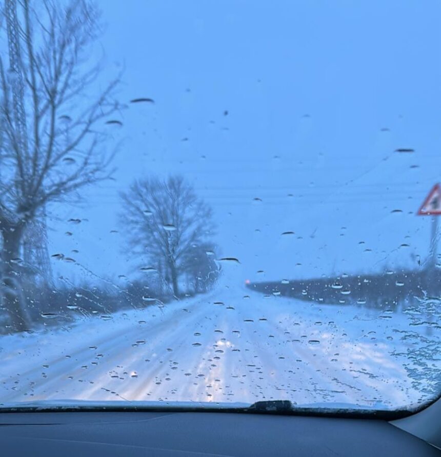 traficul este blocat pe mai multe tronsoane de drumuri din judetul constanta 696df07e3fee9
